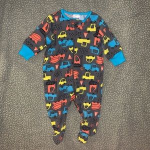Footed sleeper - cute prints NEW WITHOUT TAGS